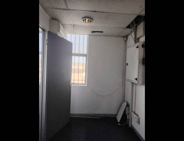 OFFICE PROPERTY TO RENT IN NORTH BEACH